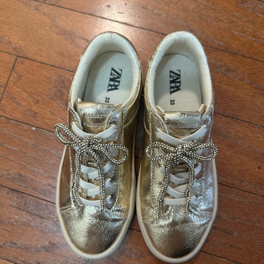 Zara Gold Metallic Sneakers - Girls 33